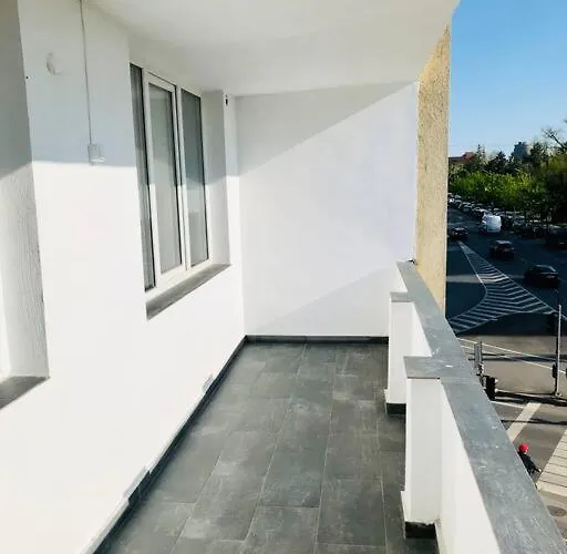 Joy Victoriei 7g-9 *